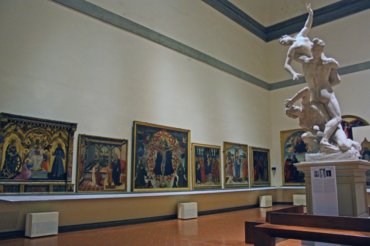 sala-colosso-left